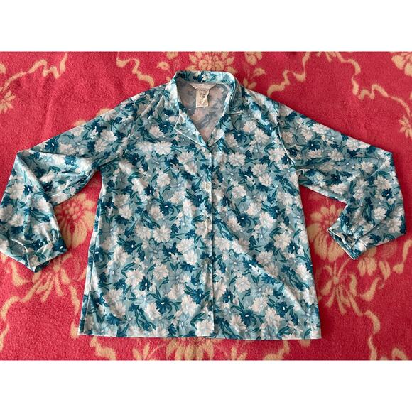 Blair Tops - BLAIR blue & white floral vintage long sleeve blouse sz 14